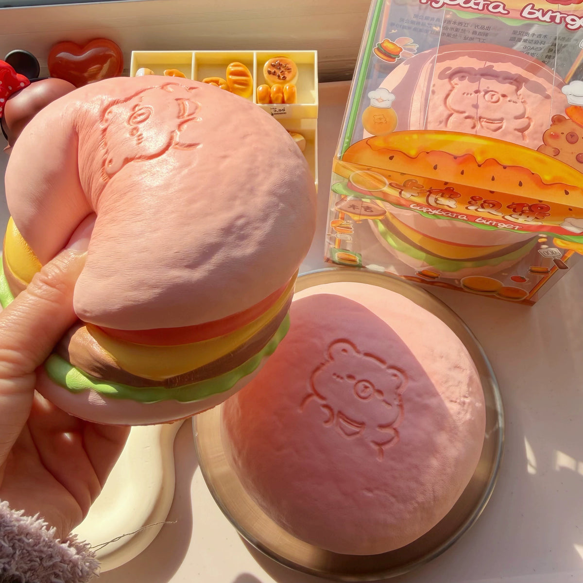 Capybara Burger TPR Slow-Rebound Squishy Toy