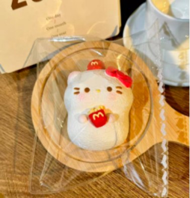 Burger Cat Food-Grade Squishy Toy