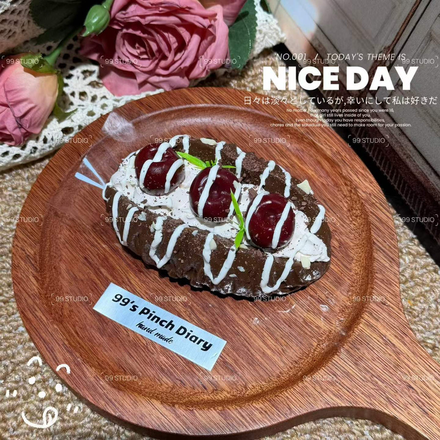 Chocolate Cream Bread Food-Grade Squishy Toy